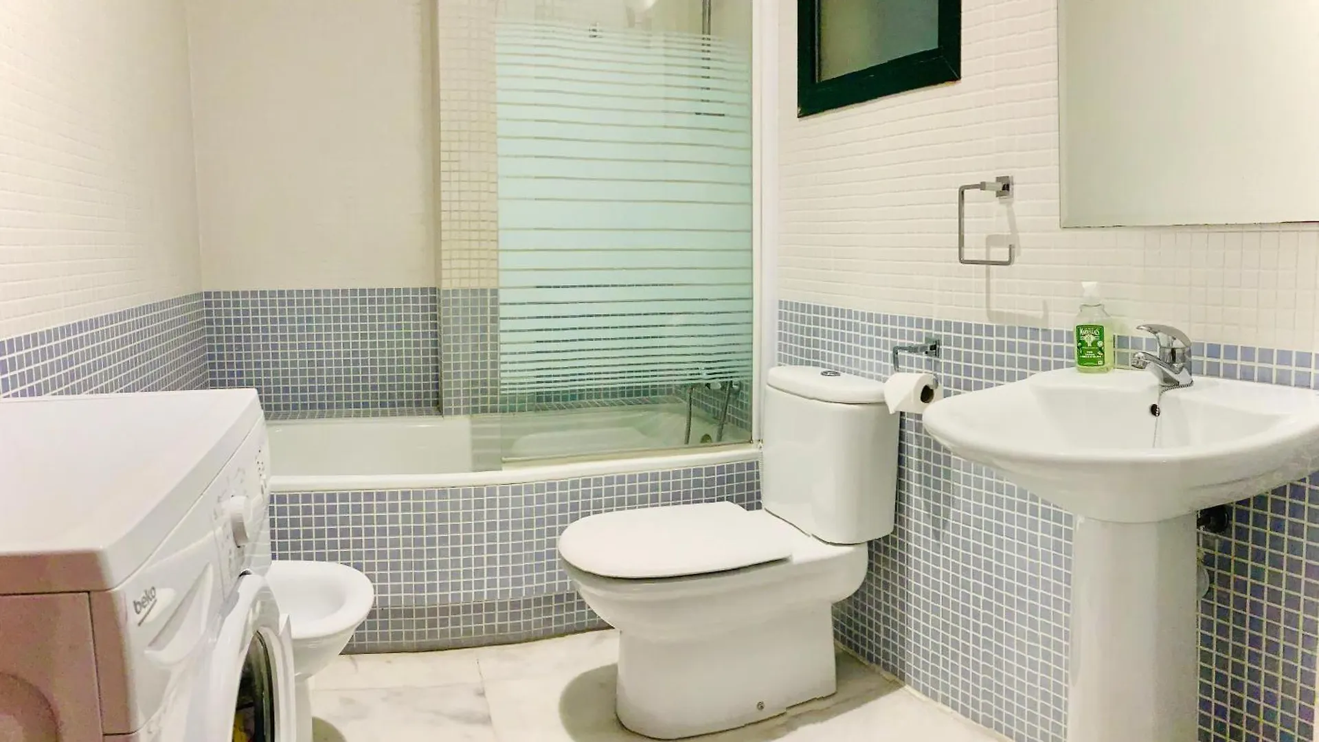 Suite Eiffel En Andalousie Seville Spain